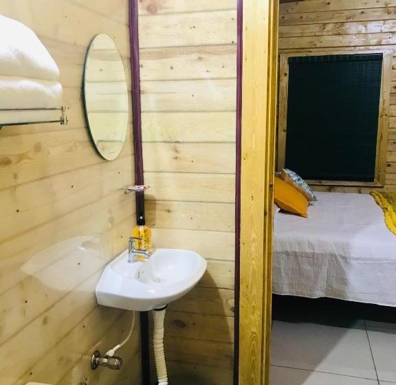 پانسیون Bleu & Blanc