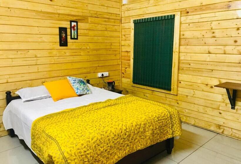 پانسیون Bleu & Blanc