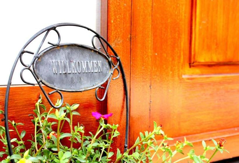 펜션 D & S Hotel & Ferienwohnungen