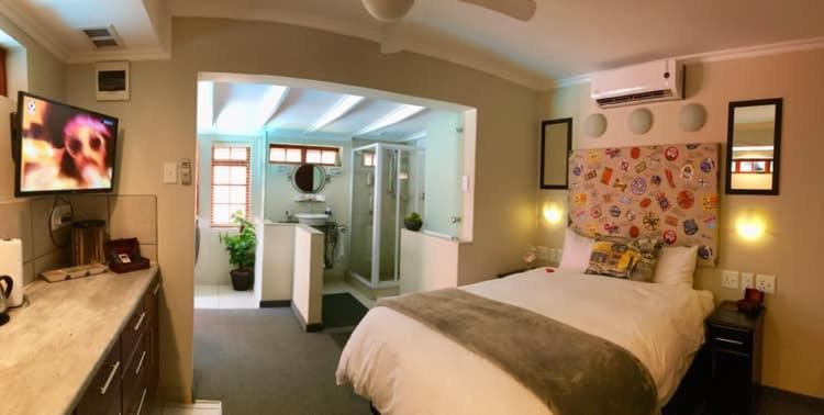 פנסיון The Travel Inn Durban