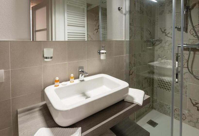 تختخواب و صبحانه La Meridiana