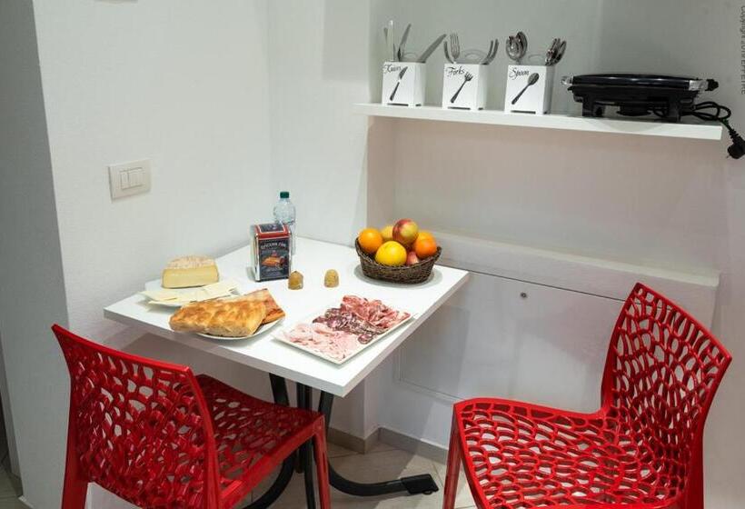 تختخواب و صبحانه La Meridiana