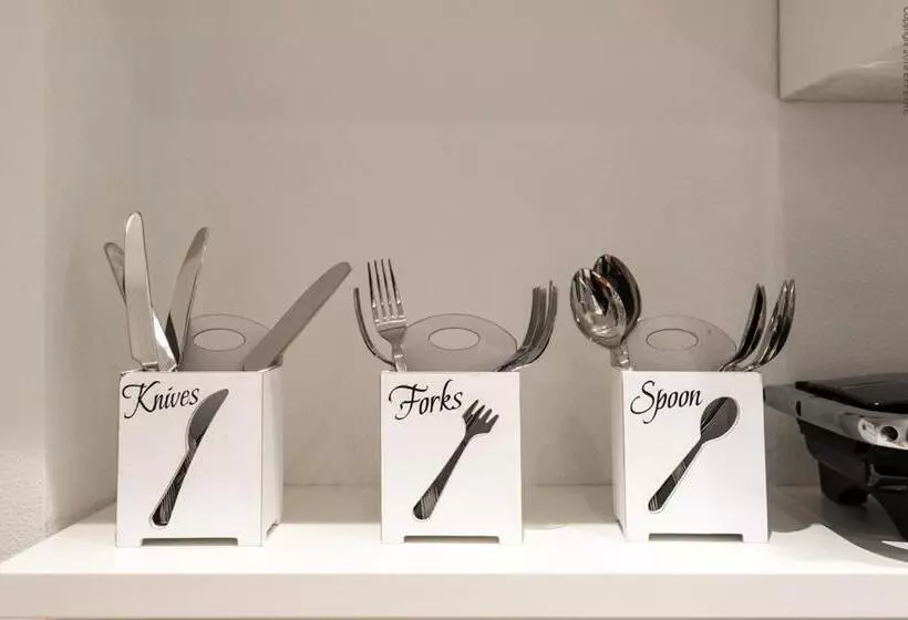 تختخواب و صبحانه La Meridiana