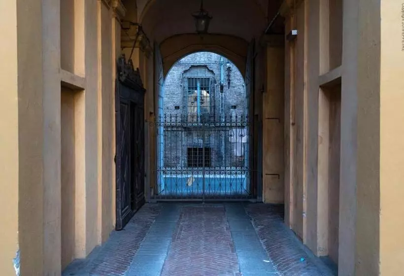 تختخواب و صبحانه La Meridiana