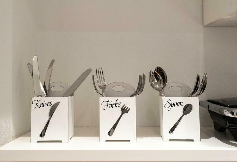 تختخواب و صبحانه La Meridiana