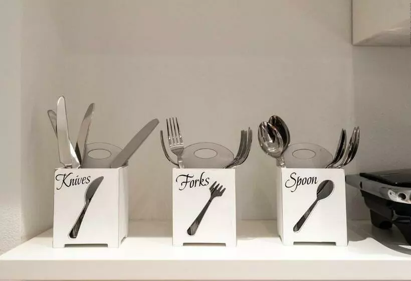 تختخواب و صبحانه La Meridiana