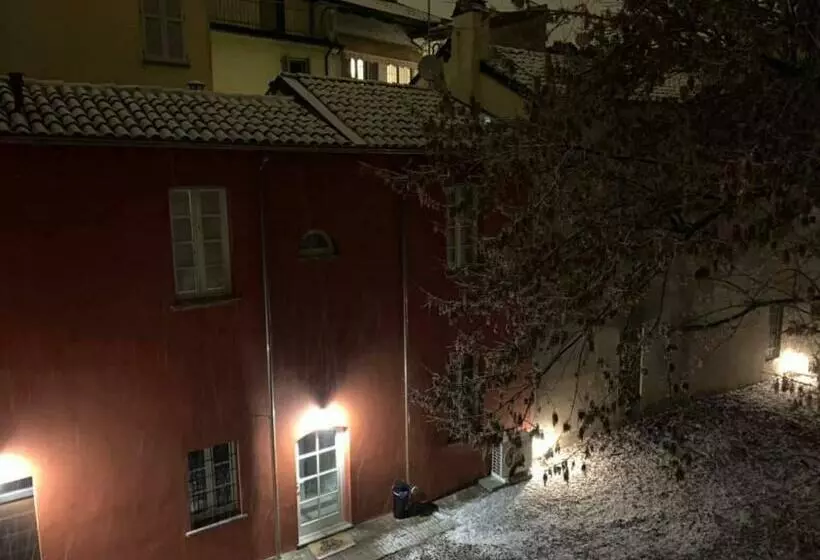 تختخواب و صبحانه La Meridiana