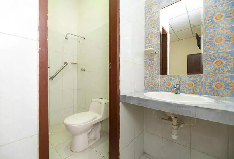 Hotelli Ayenda Skall 1319