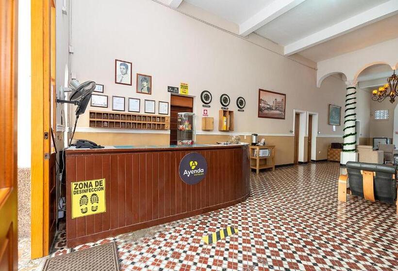 هتل Ayenda Skall 1319