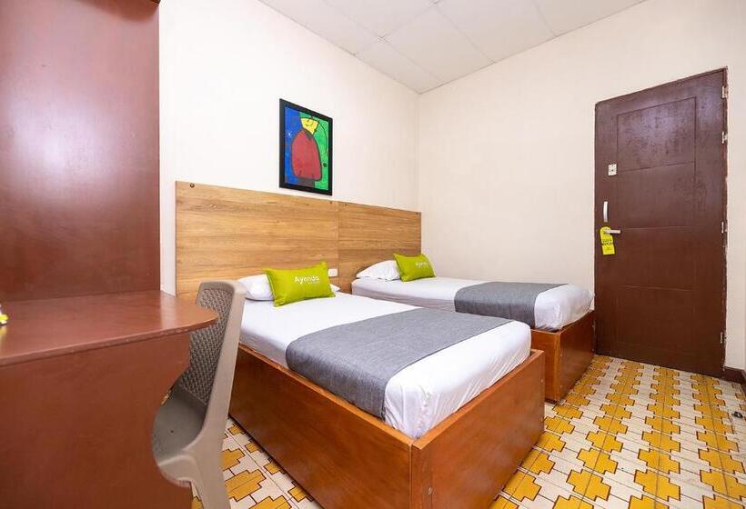 هتل Ayenda Skall 1319