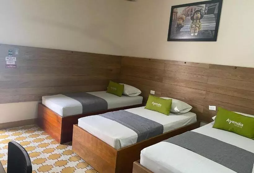 Hotelli Ayenda Skall 1319