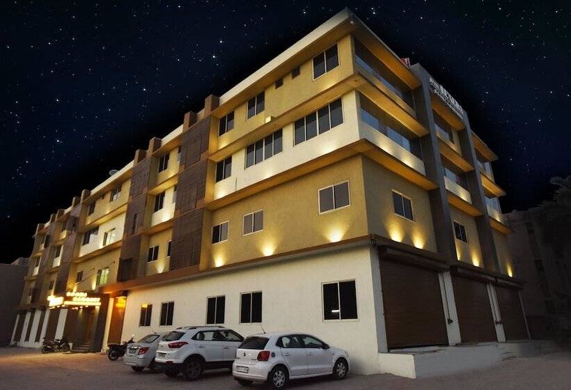 Hotell Luxura, Ahmedabad