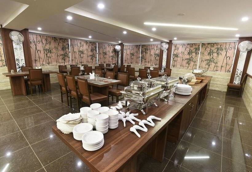 Hotell Luxura, Ahmedabad