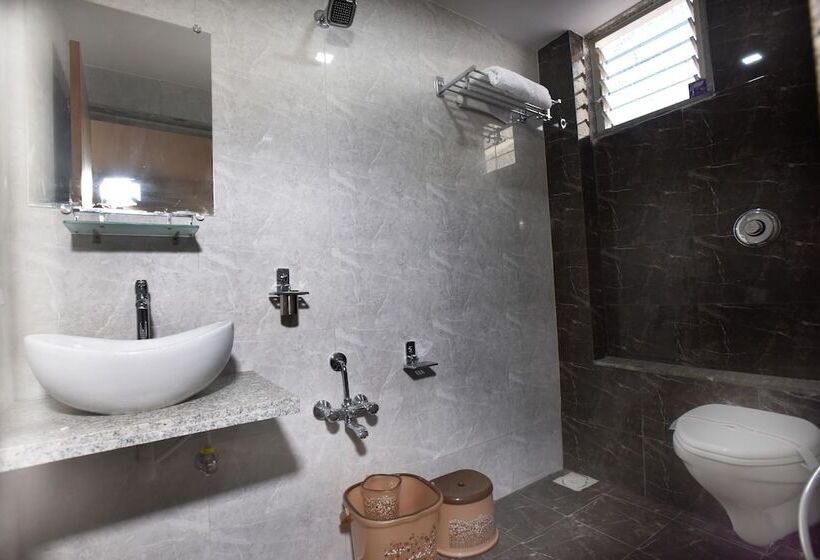 Hotell Luxura, Ahmedabad