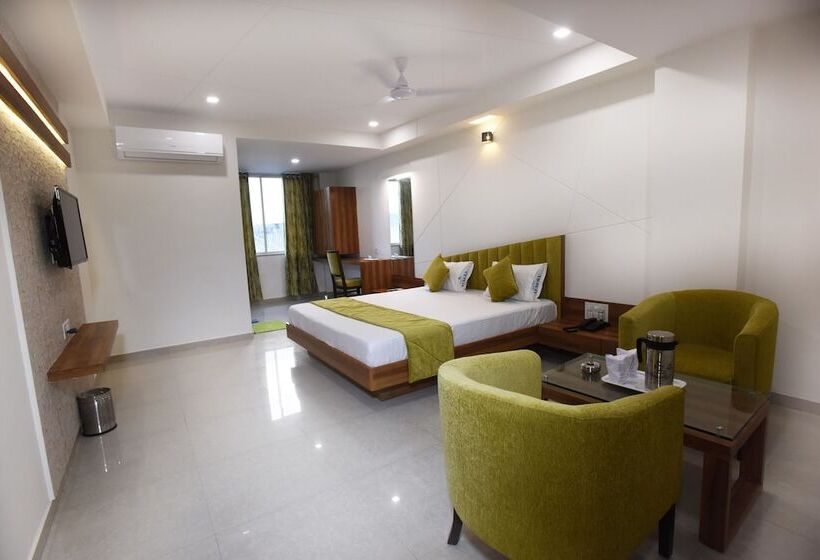 Hotell Luxura, Ahmedabad