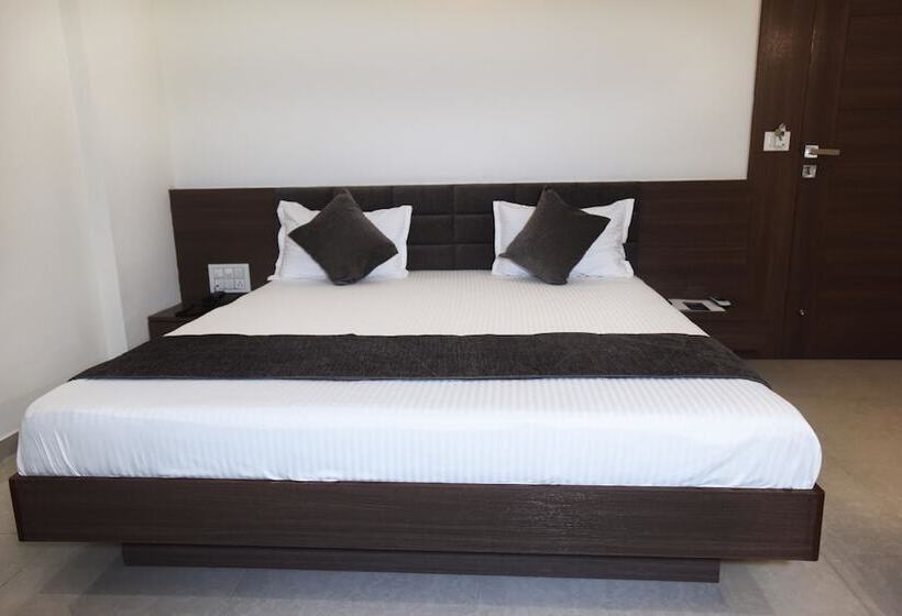 Hotell Luxura, Ahmedabad