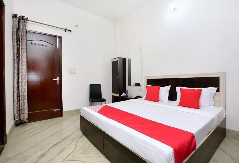 هتل Oyo 24666 Samar Residency