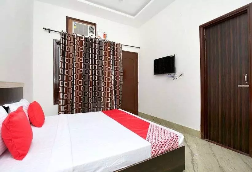 هتل Oyo 24666 Samar Residency