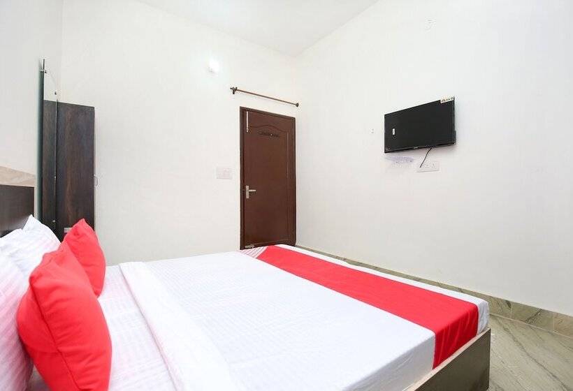 Hotel Oyo 24666 Samar Residency