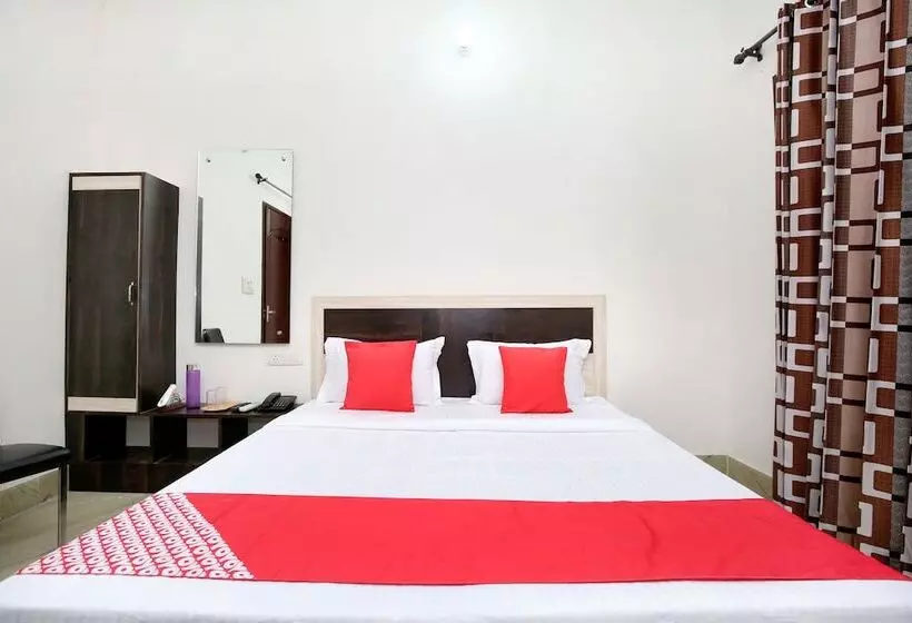 هتل Oyo 24666 Samar Residency