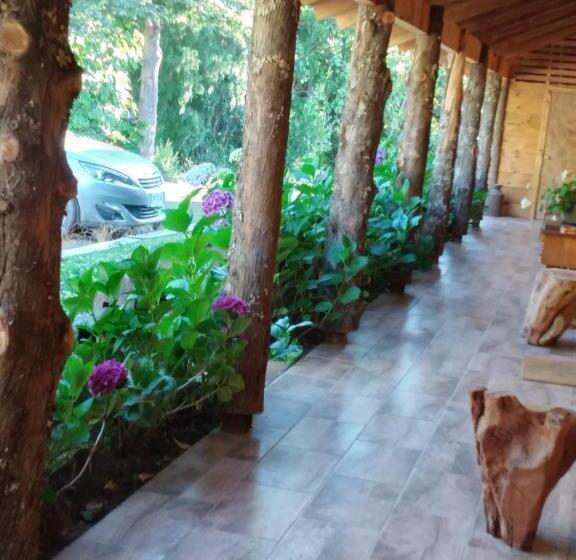 هتل Cabañas Lodge Patagonia Truful