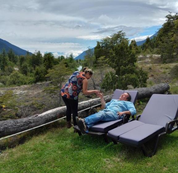 هتل Cabañas Lodge Patagonia Truful