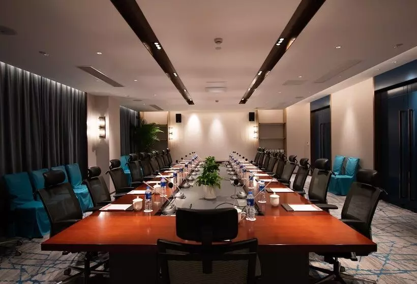 Hotelli Ramada Plaza Wyndham Wenzhou Cangnan