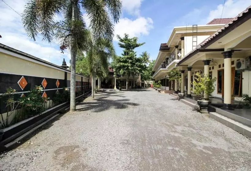 Hotelli Reddoorz Syariah @ Kompleks Candi  Borobudur