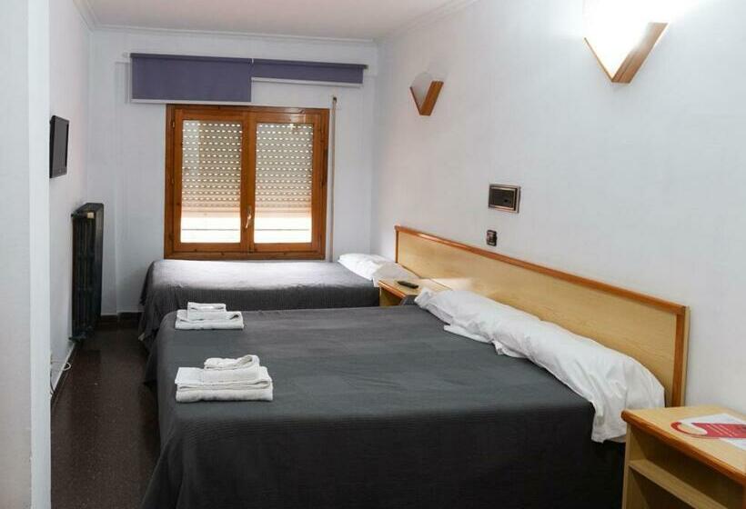 بنسيون Hostal Gabás