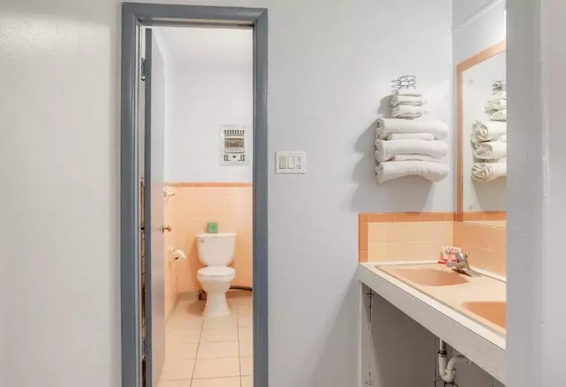 モーテル Super 7 Inn