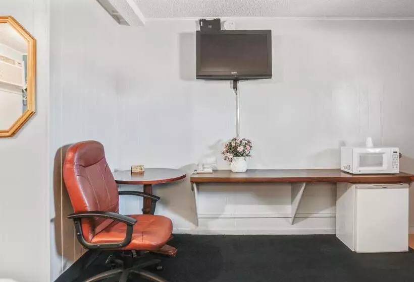 モーテル Super 7 Inn