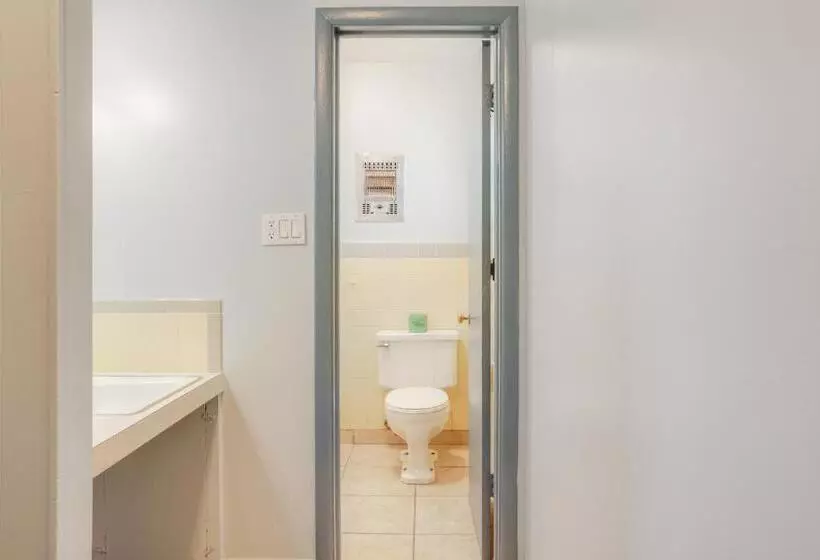 モーテル Super 7 Inn