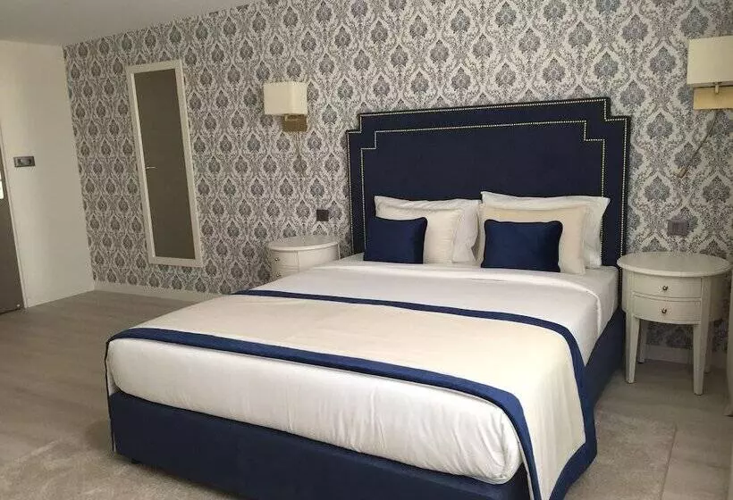 ホテル Les 3 Vallees