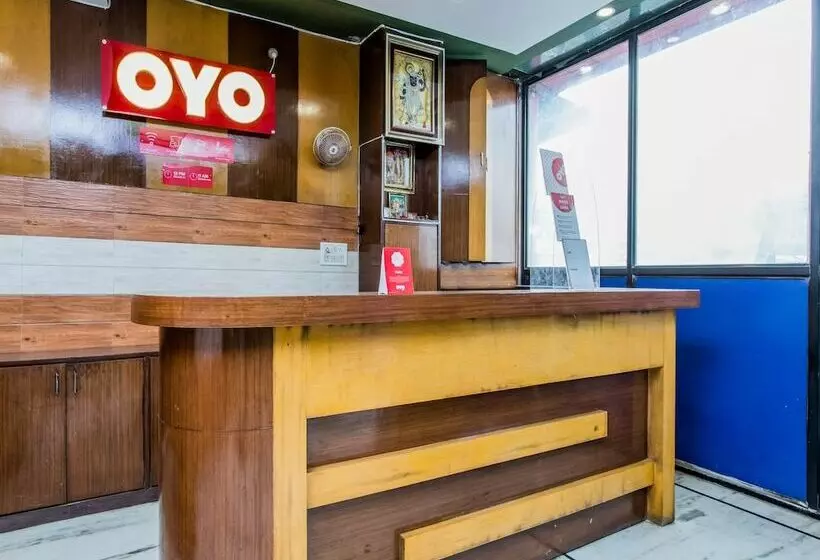 ホテル Oyo 14522 Ganga Residency