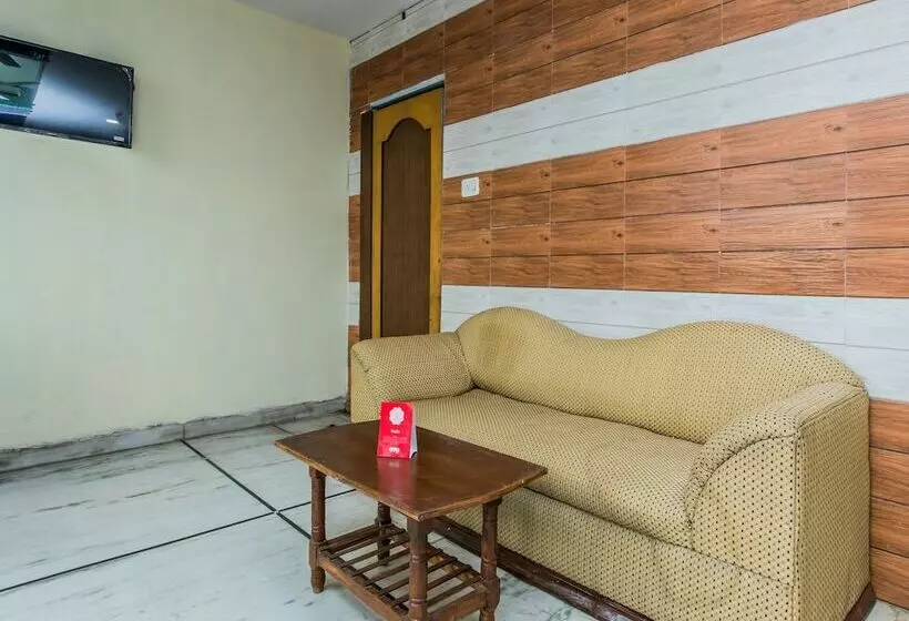 ホテル Oyo 14522 Ganga Residency