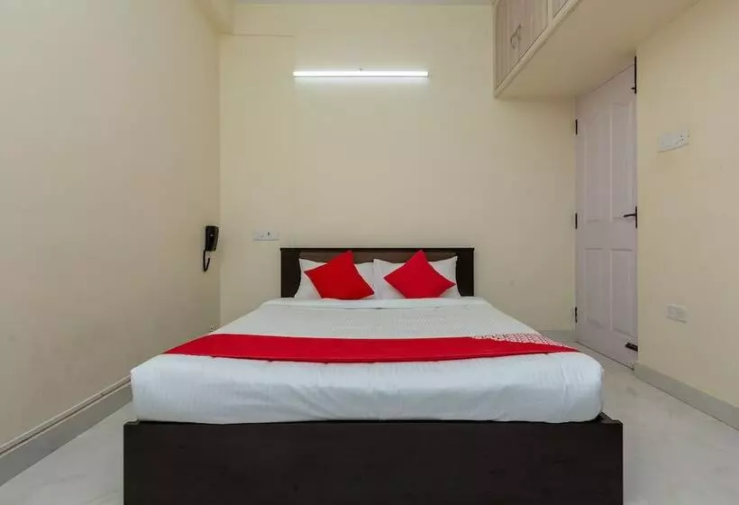 ホテル Oyo 23081 Little Stay Service Apartments