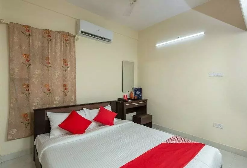 ホテル Oyo 23081 Little Stay Service Apartments