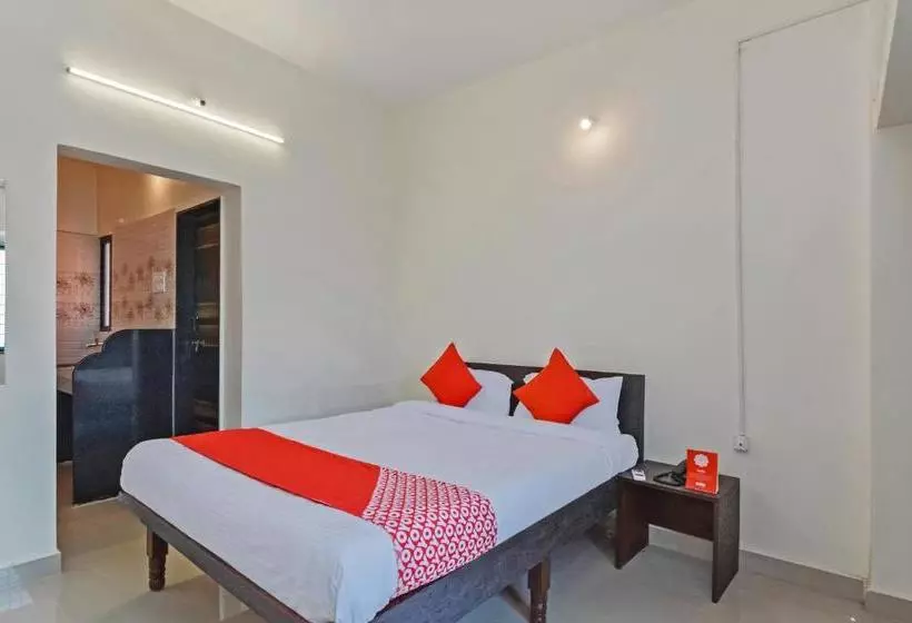 Oyo 24126 Hotel Sai Sagar