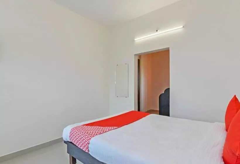Oyo 24126 Hotel Sai Sagar