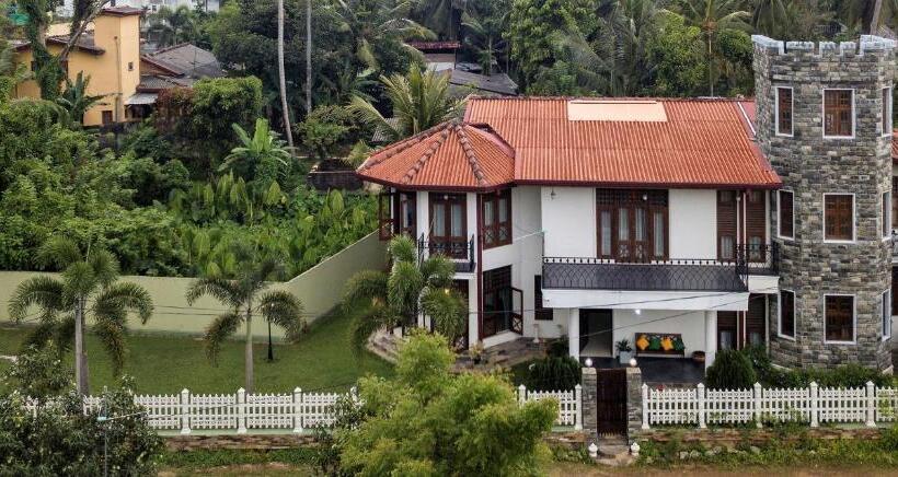 بنسيون Castle Colombo