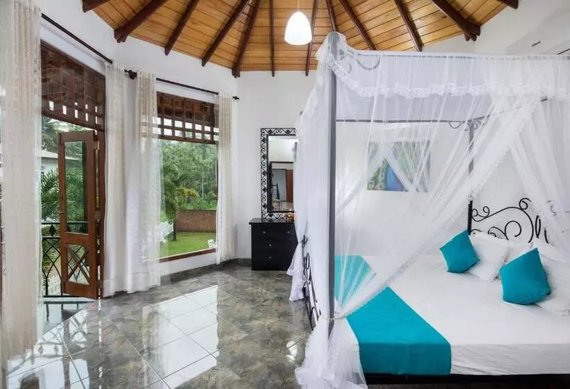 پانسیون Castle Colombo