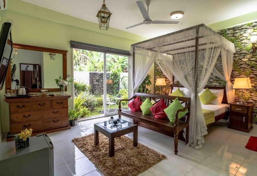 بنسيون Castle Colombo