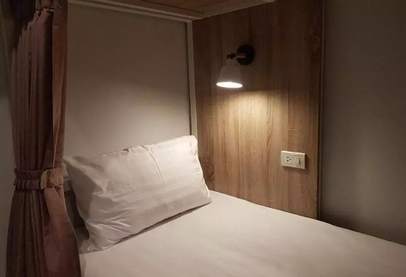 A Day Inn Ranong Hostel