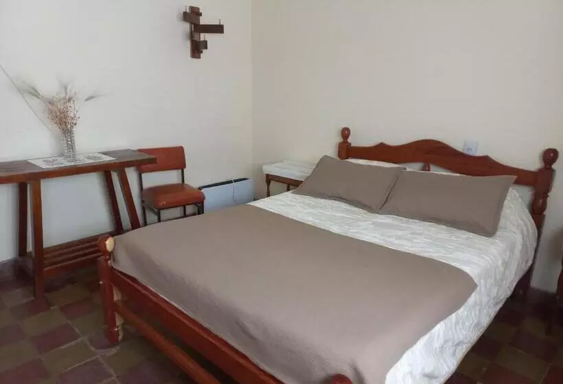 Retkeilymaja Posada El Abuelo