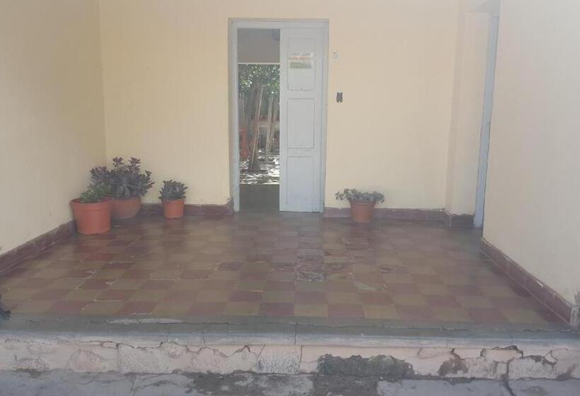 فندق صغير Posada El Abuelo