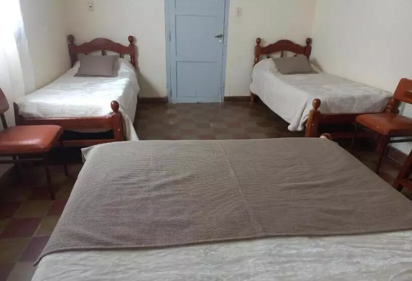 Retkeilymaja Posada El Abuelo