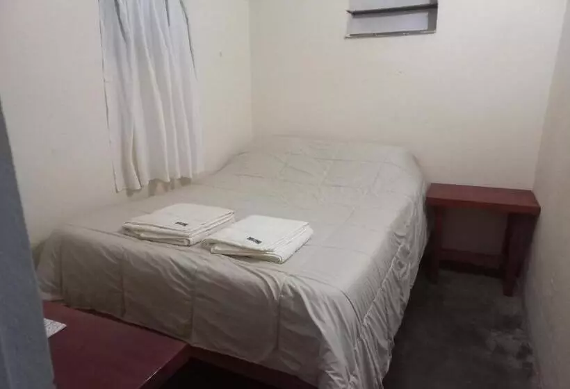 Retkeilymaja Posada El Abuelo