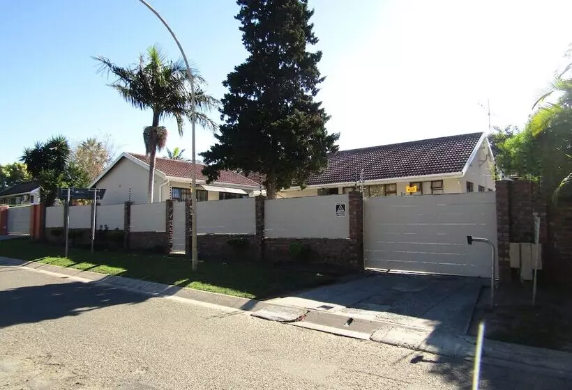 Yolonwabo Bed And Breakfast