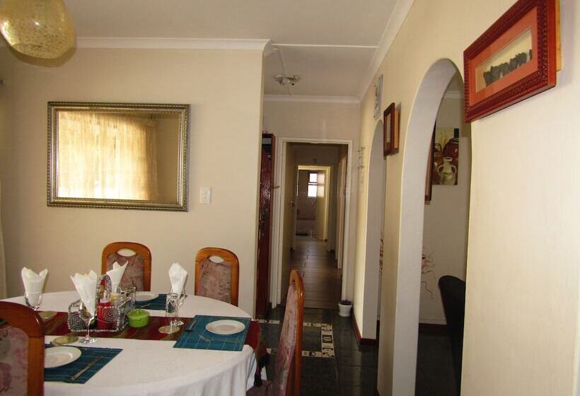 Yolonwabo Bed And Breakfast