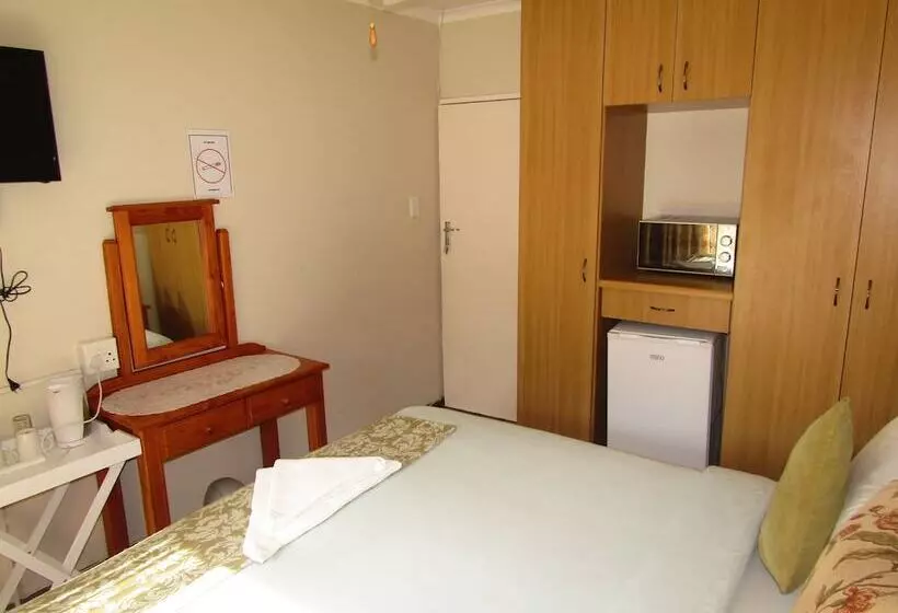 Yolonwabo Bed And Breakfast